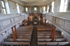 Kirche Thurm Innenansicht Kirchenbänke